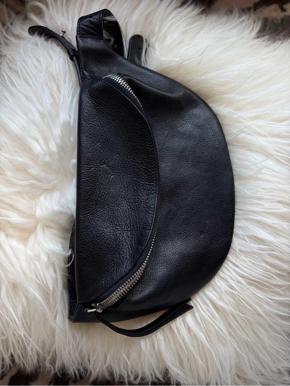 Daphny Raes - Black Leather Crescent Crossbody Bag/ Fanny Pack